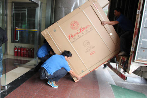 茂县钢琴贵重工艺品无忧运